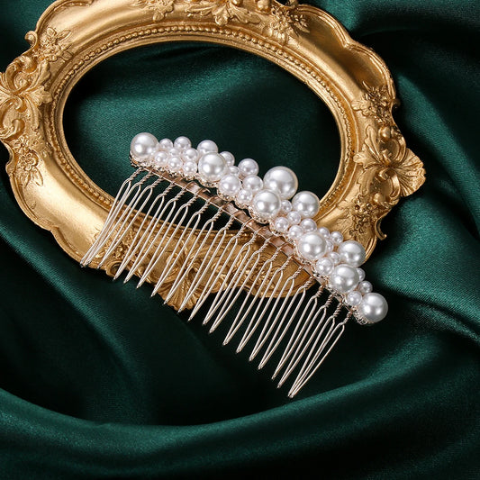Pearla Comb