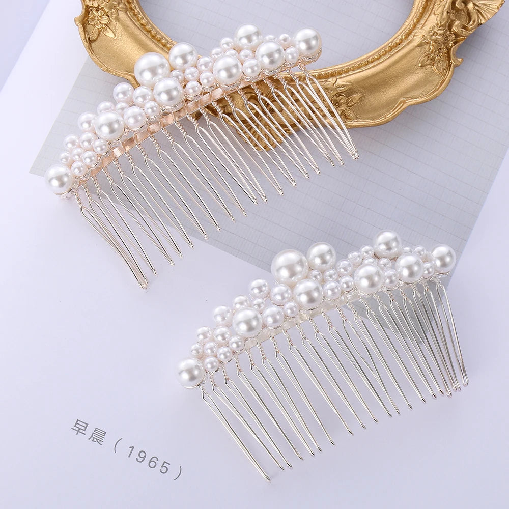 Pearla Comb