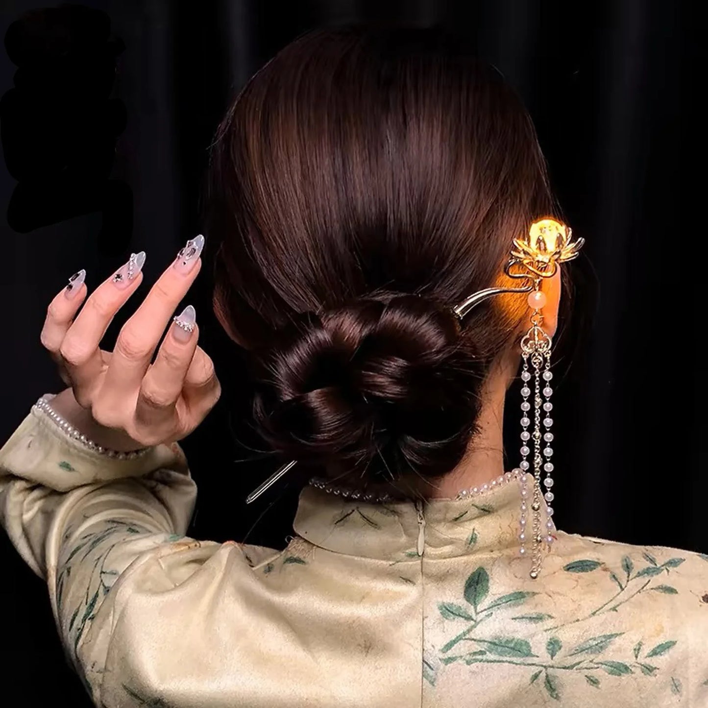 Luminous Flower Hairpin