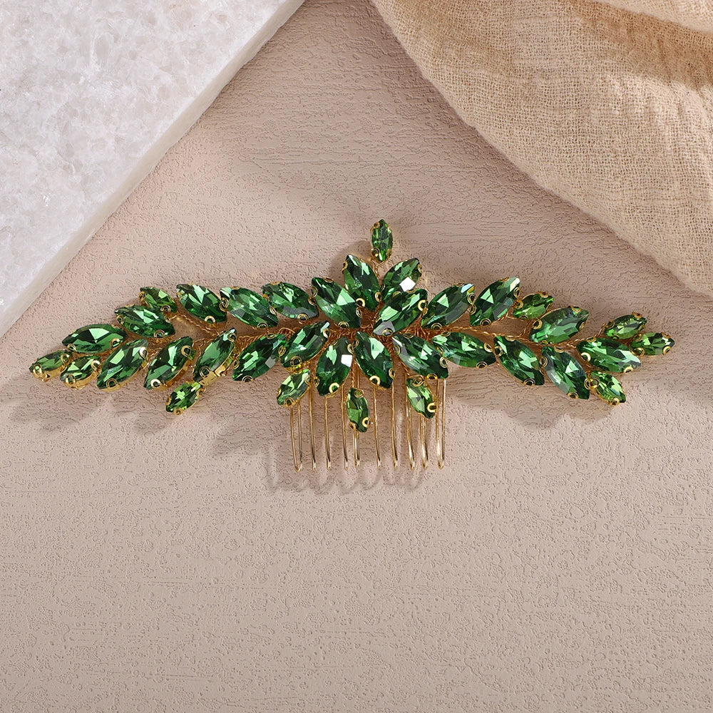 Leonora Comb